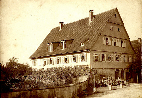 Das Mutterhaus der Großheppacher Schwestern (1905) , das ehemalige Gasthaus zum Löwen in Großheppach